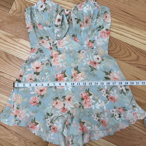 Floral Print Jumpsuit - Picture 10 of 11